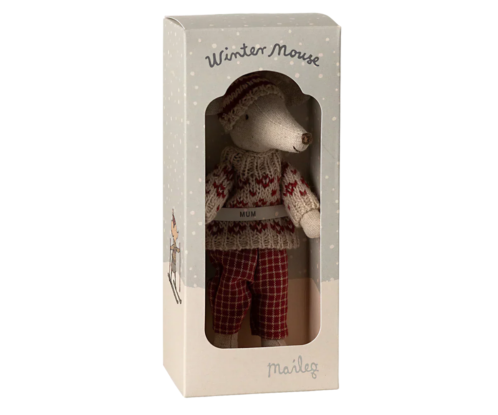 Maileg Winter mouse with ski set, Mum - Red